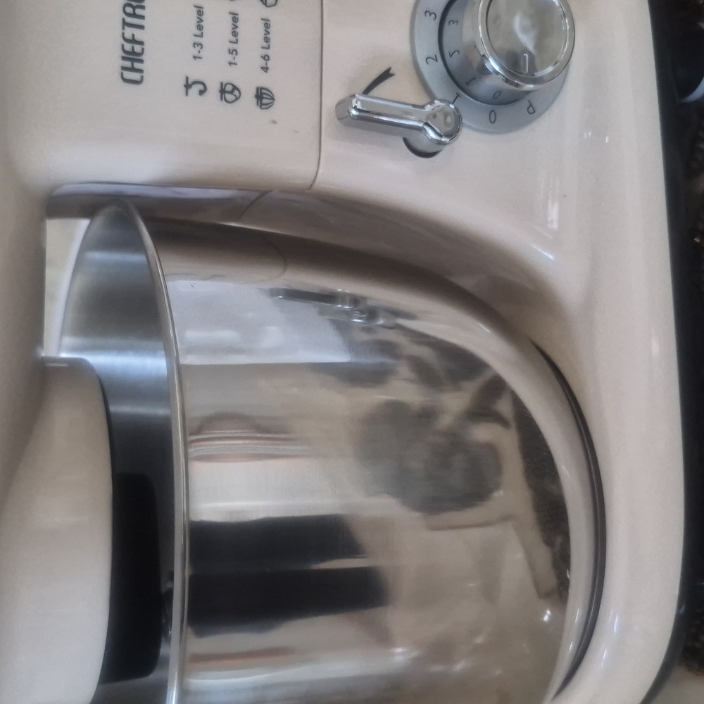 Mixer - Picture 11 of 12